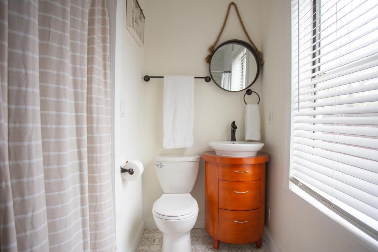 Cozy Studio - Blocks From The Ocean! Jacksonville Beach Exteriör bild